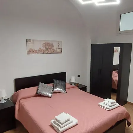 Le Sisters Apartment